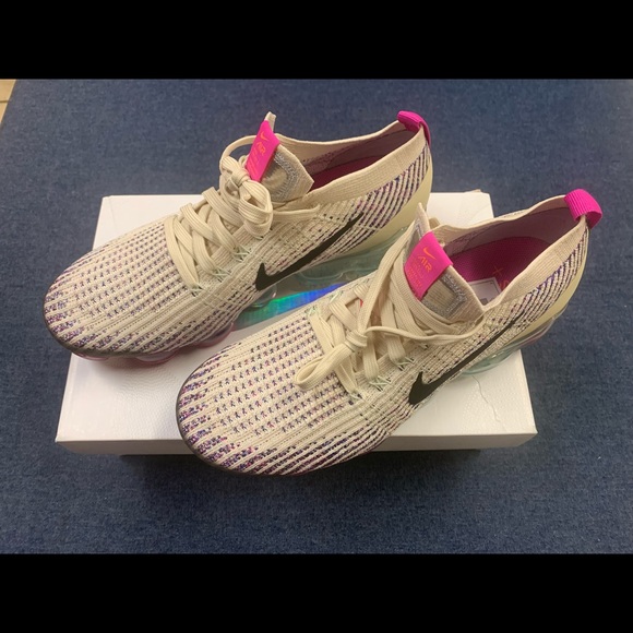 Nike Air VaporMax Flyknit3 Fossil Pistachio Frost - Picture 10 of 11